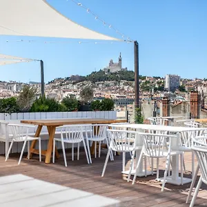 The Babel Community - Vieux Port Apartahotel